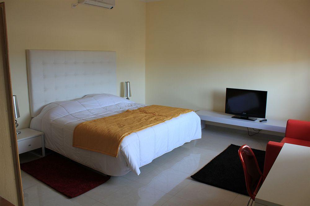 Malaika Hotel Bissau Екстериор снимка