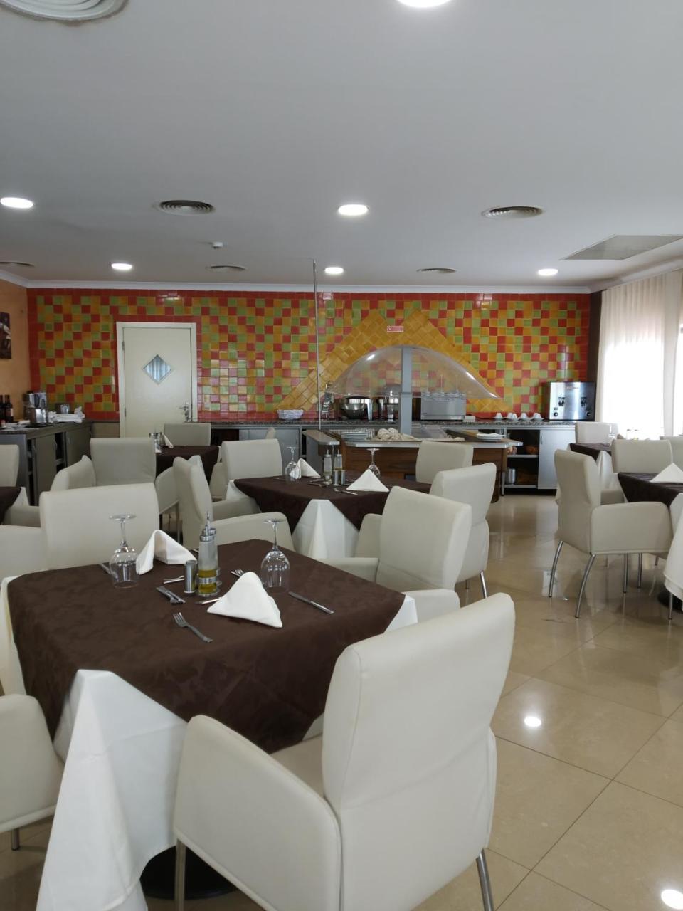 Malaika Hotel Bissau Екстериор снимка